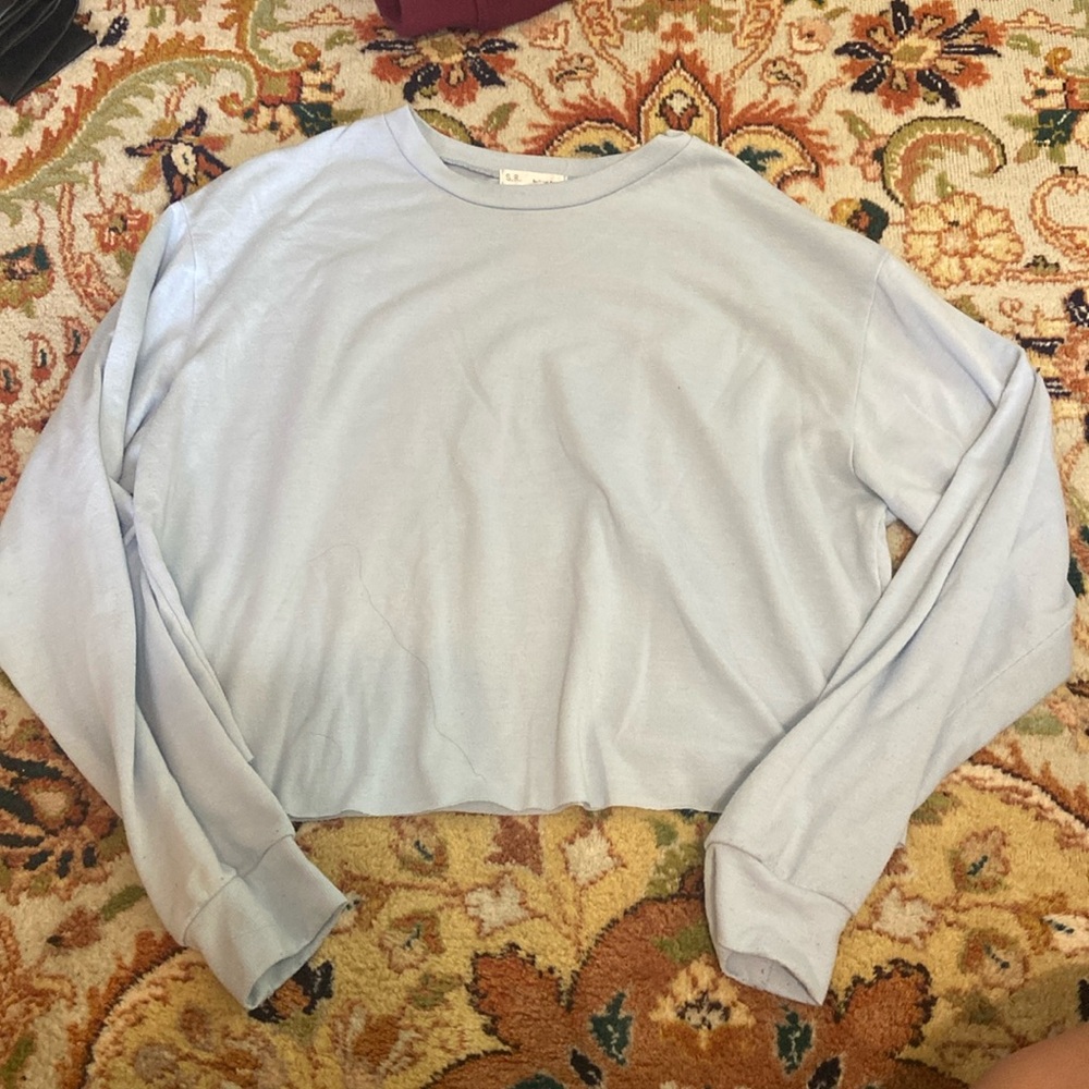 Baby Blue Long Sleeve Semi-Cropped Sweater; Size L